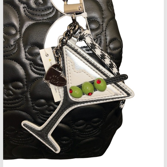 BETSEY JOHNSON BLACK SKULL DOUBLE HANDLE TOTE W/ RHINESTONE MARTINI PURSE CHARM - Picture 4 of 14